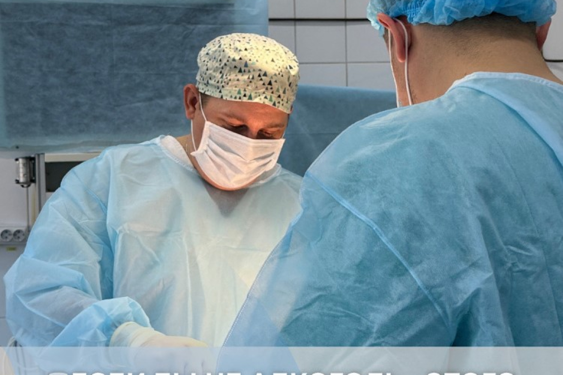 В приёмное отделение МГБ СМП поступил 45-летний мужчина в состоянии алкогольного опьянения с проникающим ранением шеи. Состояние — тяжёлое, нестабильное.